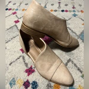 Beige Leather Women's Shoes